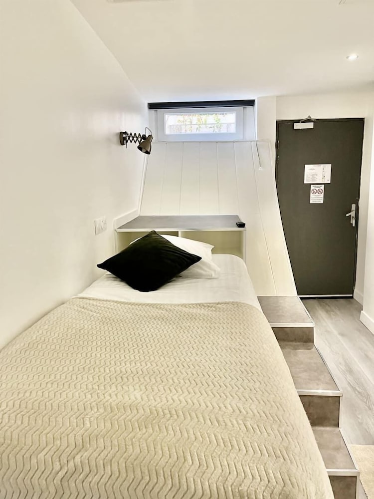 Basic Single Room