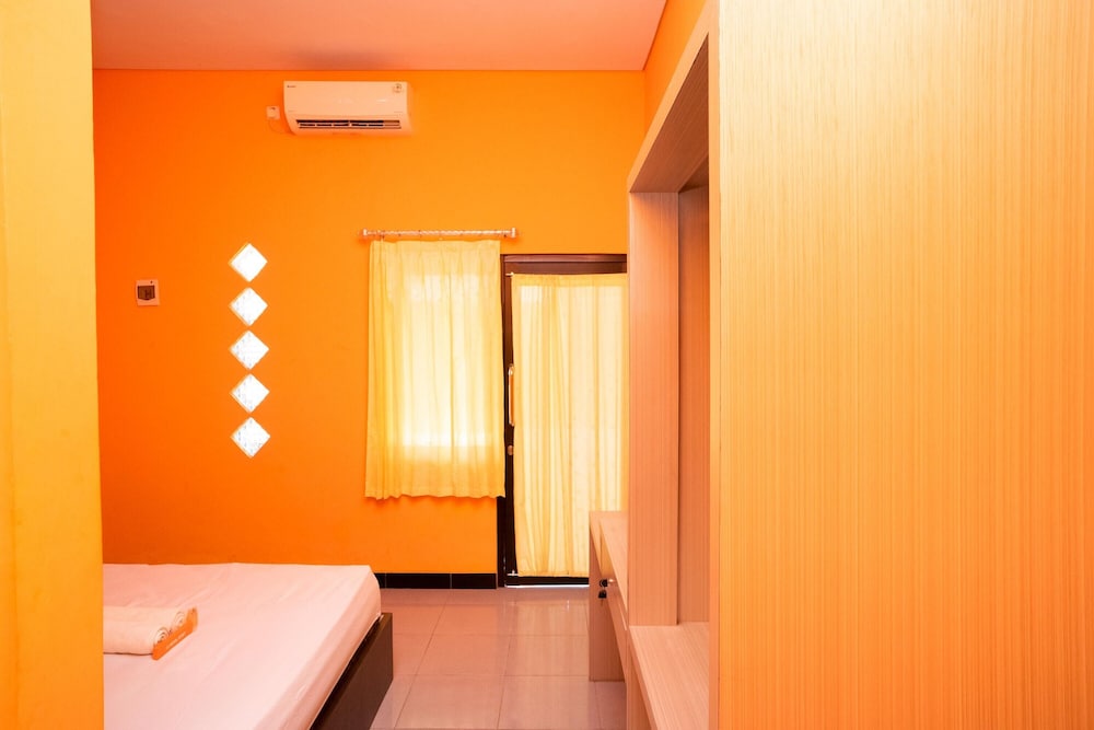 Standard Double Room - Photo 7