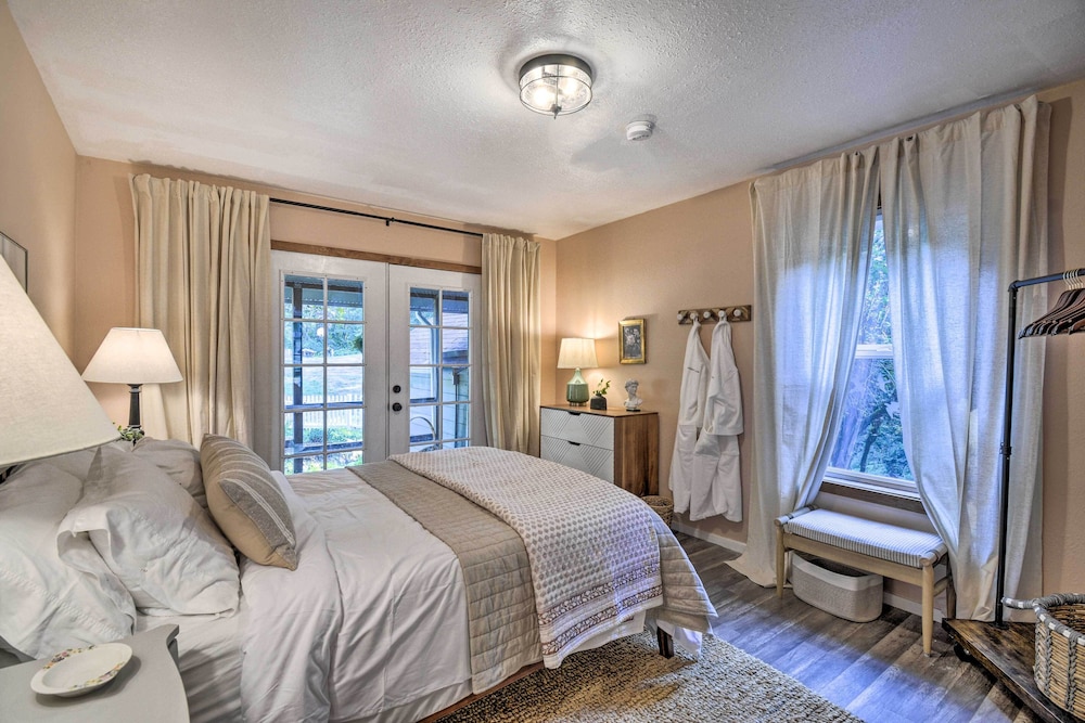 House (4 Bedrooms) photo 1