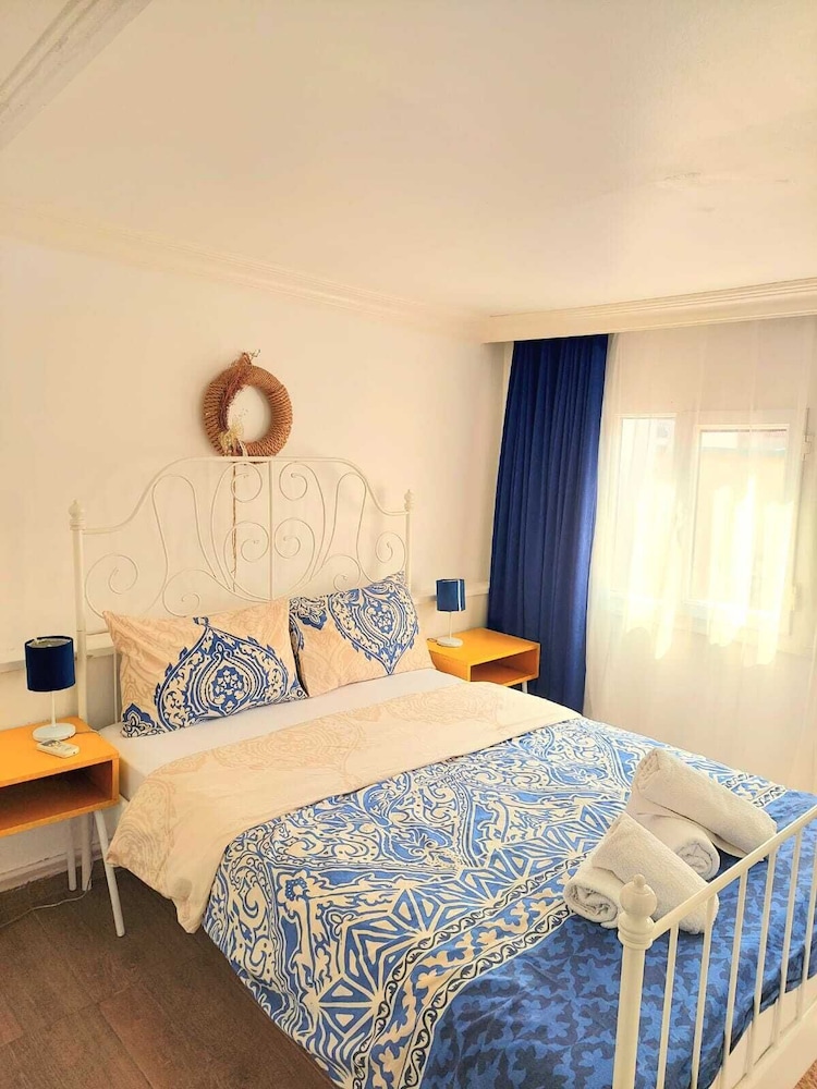 Deluxe Studio Suite, 2 Bedrooms, Kitchen, City View photo 1