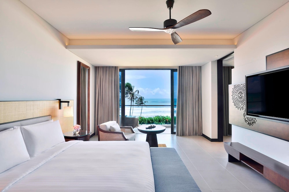 Room, 1 King Bed, Ocean View photo 2