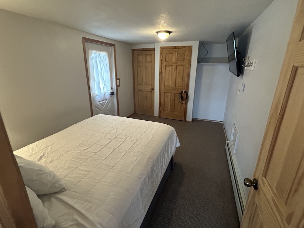 Suite, 1 Bedroom, Lake View photo 1