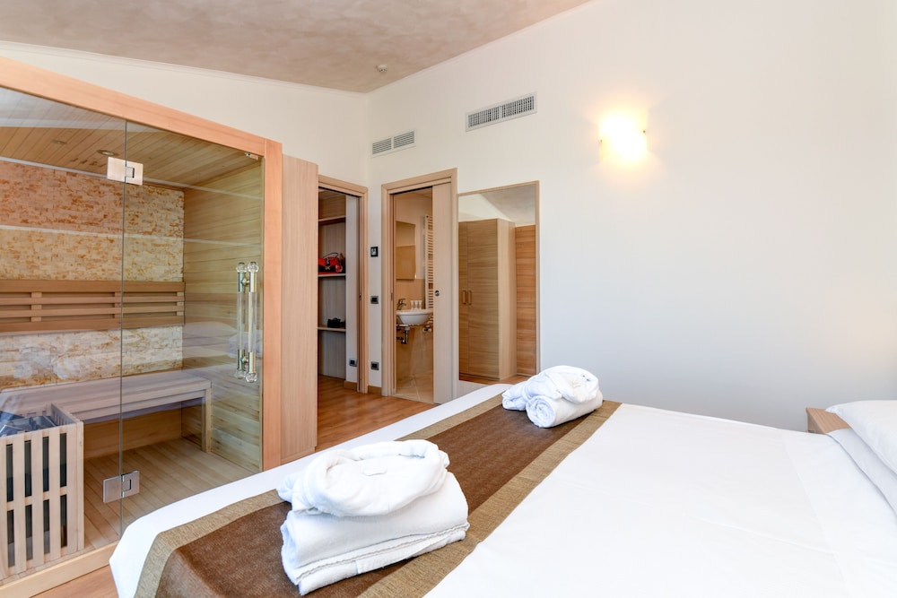 Wellness Room (Sauna e Jacuzzi) photo 3