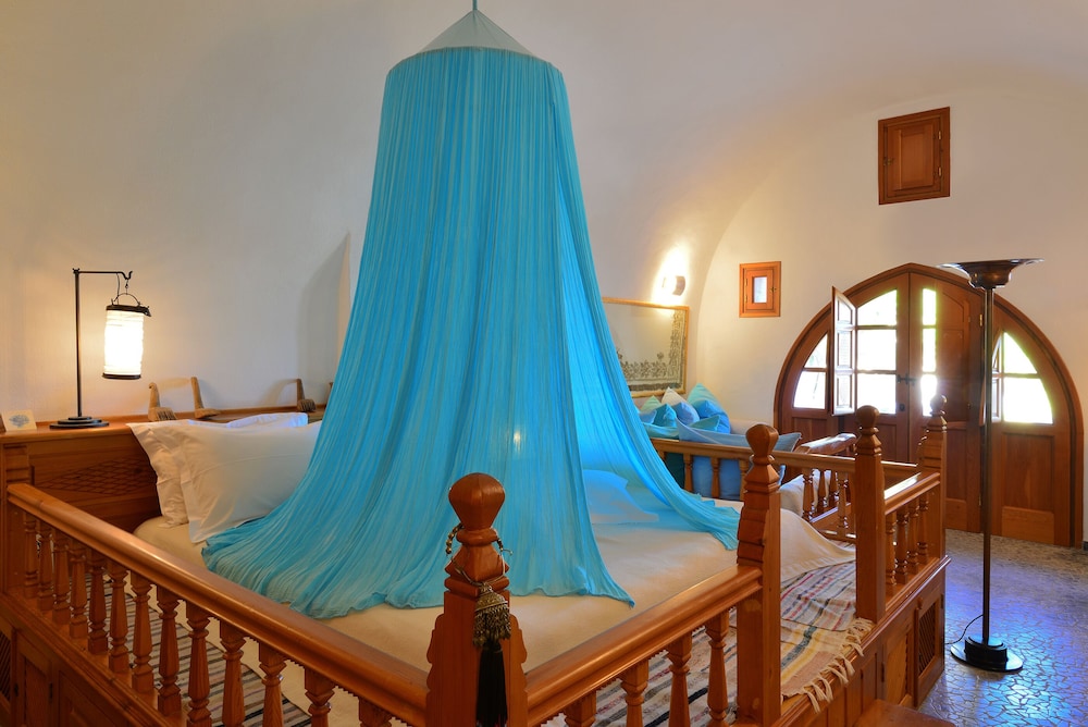 Honeymoon Suite photo 3