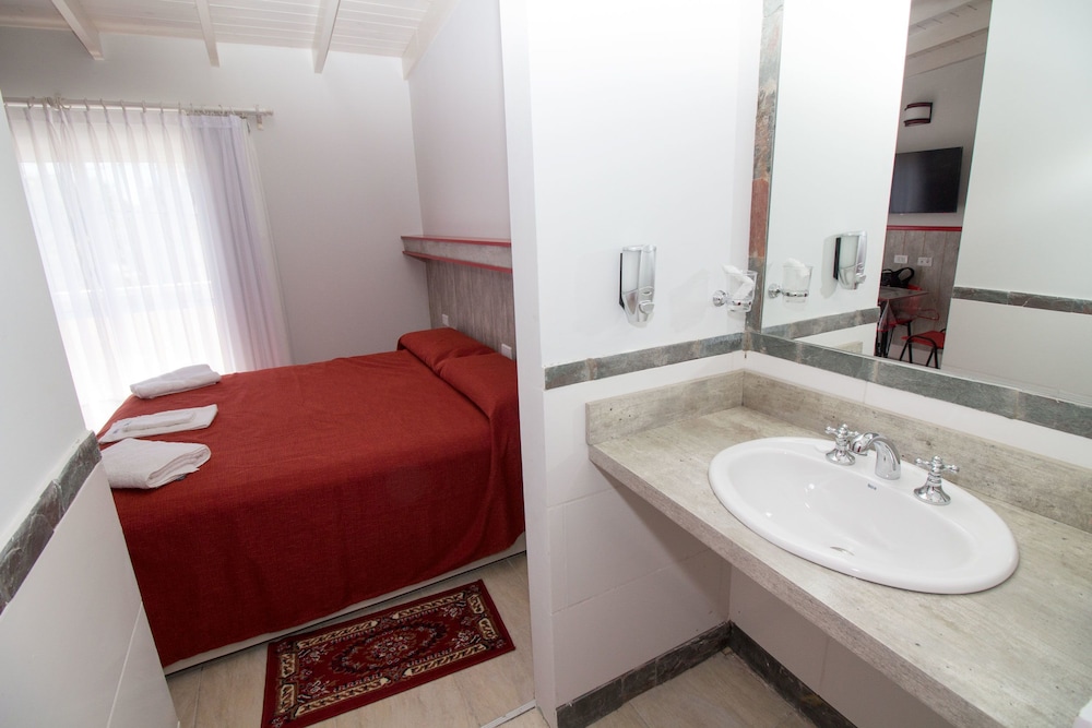 Premium Studio, 1 Bedroom (Rojo) photo 2