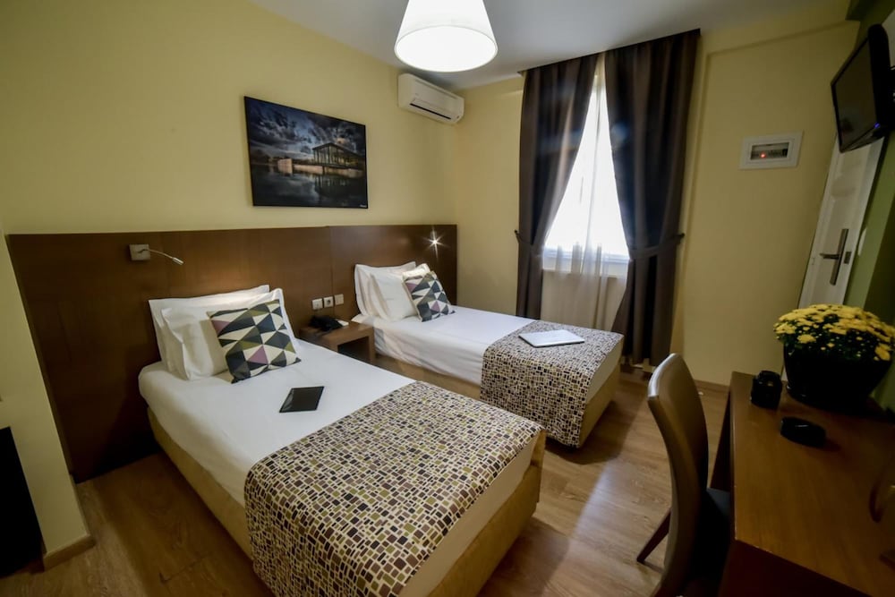Double or Twin Room photo 1