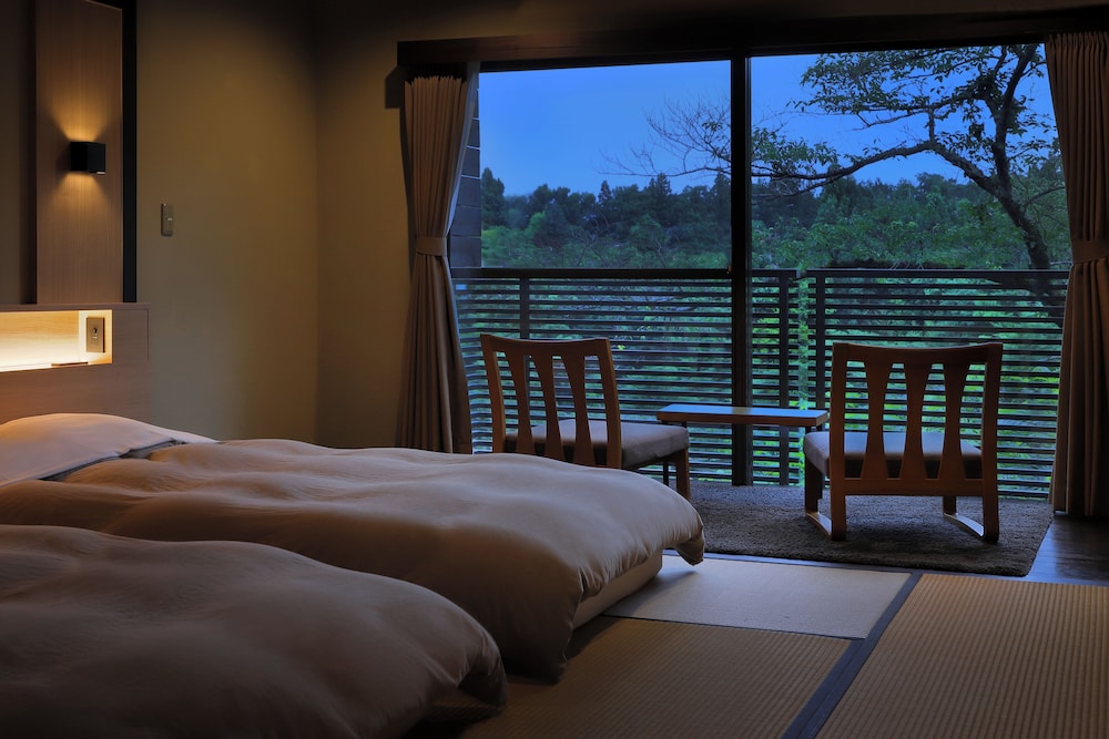 [Superior] Japanese Modern Twin Room, 37.4 sqm, Shared Bathroom - Photo 5