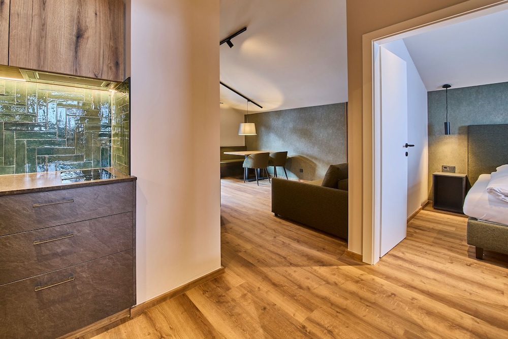 Apartment, Balcony, Courtyard View