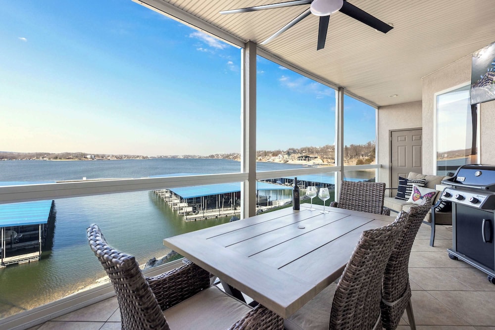 Condo, Multiple Beds, Pool Access (Panoramic Sunset Escape) photo 1