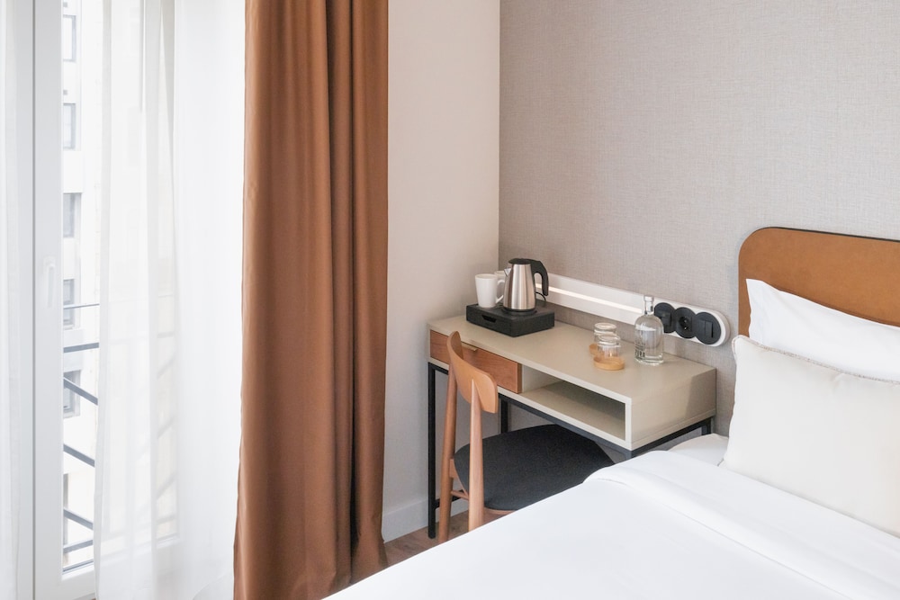 Classic Room, City View - Photo 2