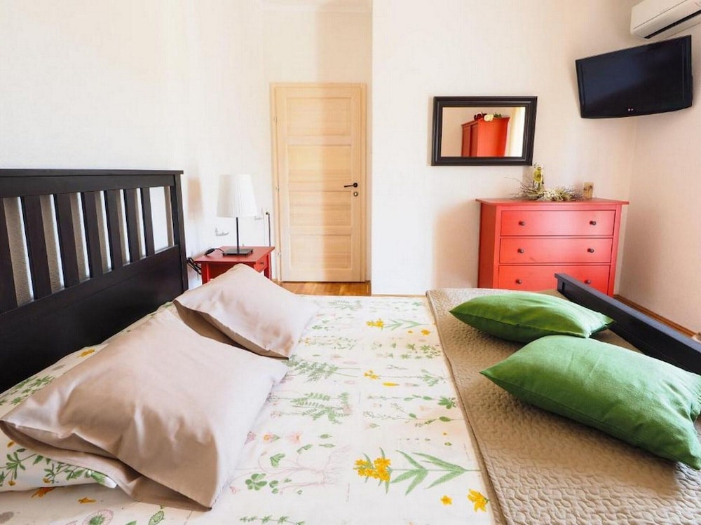 Villa photo 1