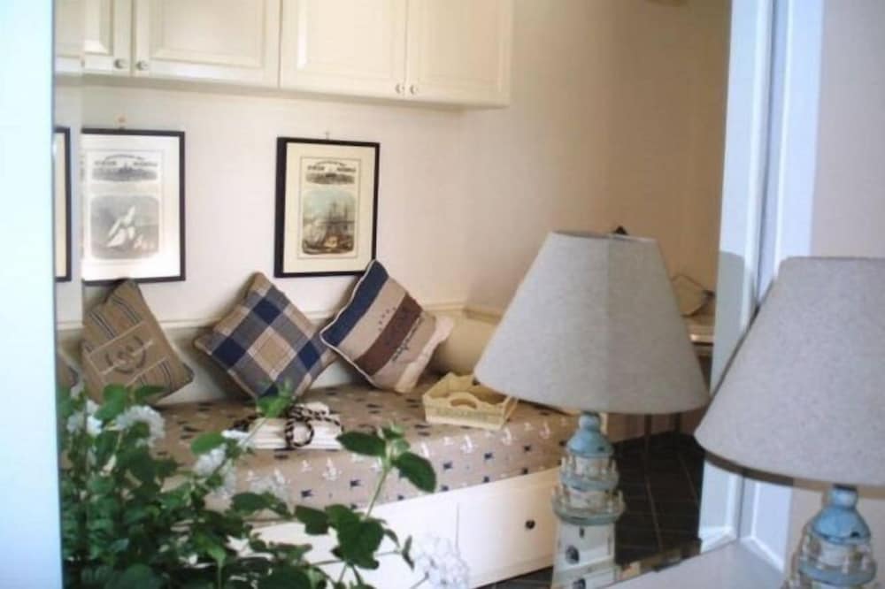 House, 3 Bedrooms photo 1