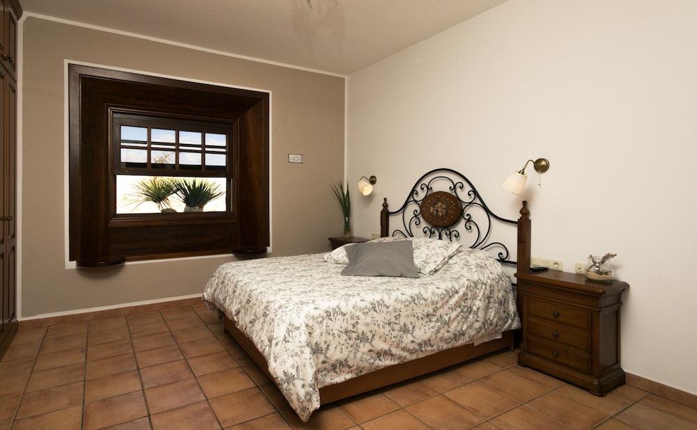 Junior Suite, Private Bathroom