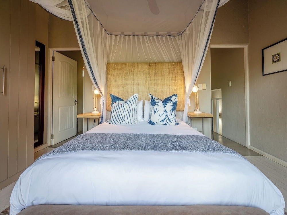Ekhaya Suite 3 photo 1