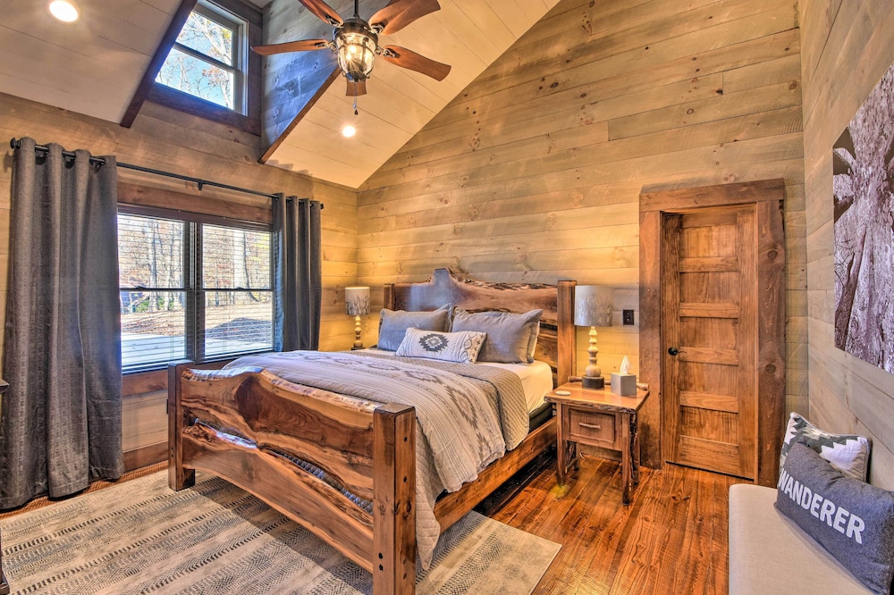 House (4 Bedrooms) photo 1