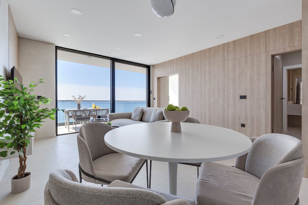 Luxury Apartment, Sea View photo 2