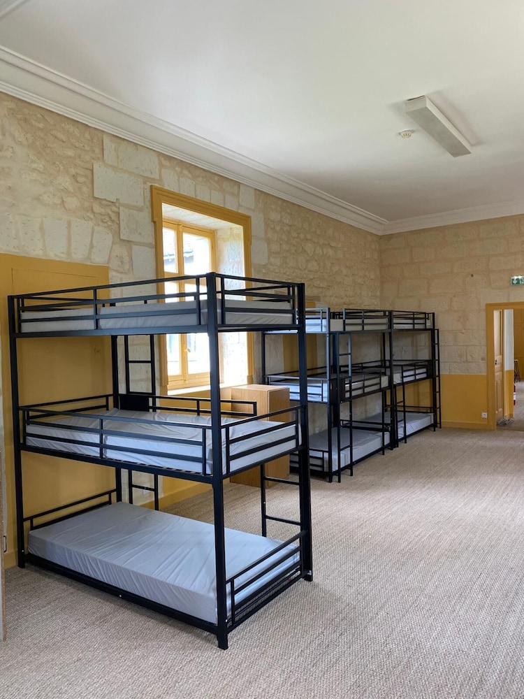 Shared Dormitory, Garden View