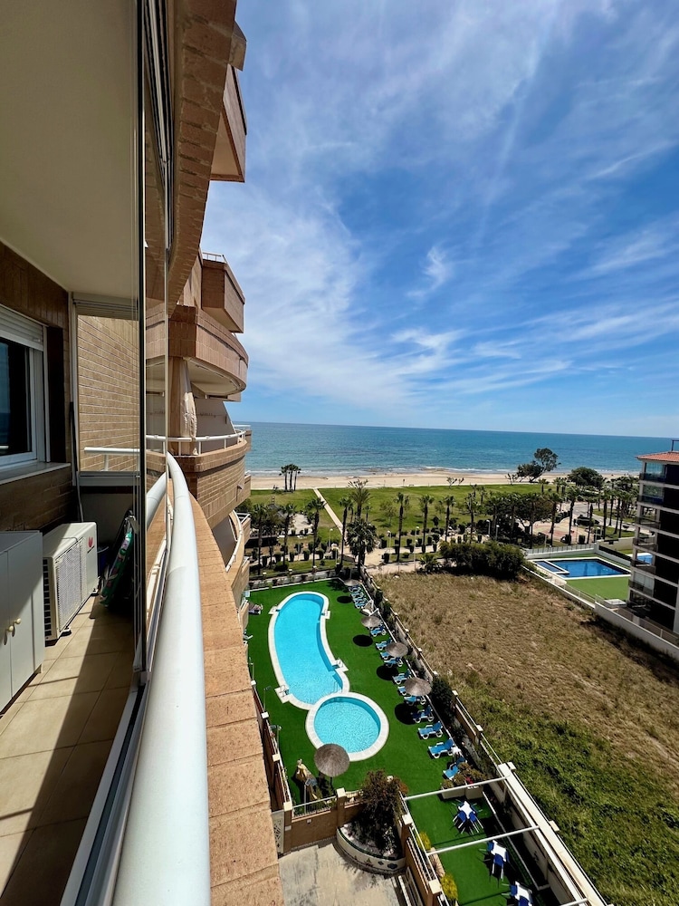 Apartamento, 2 Habitaciones, Balcón, Vista a la Ciudad