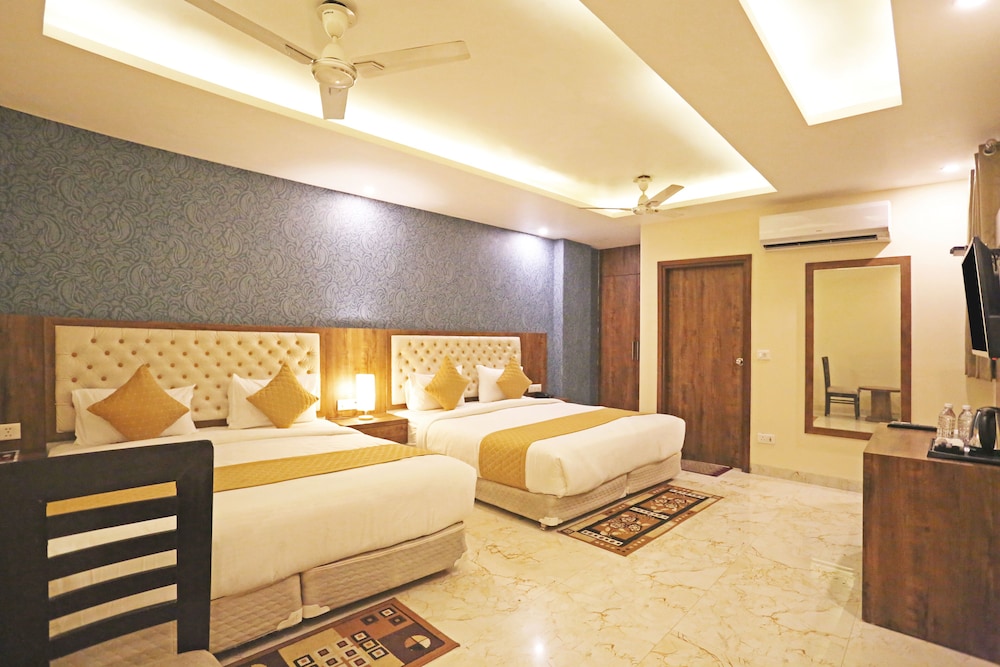 Family Quadruple Room - Photo 1