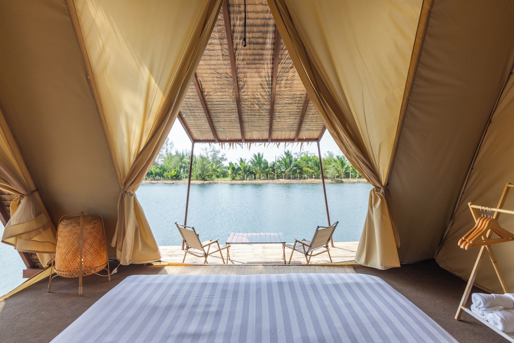 Glamping Nest