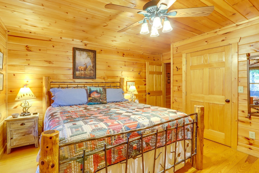 House (4 Bedrooms) photo 1