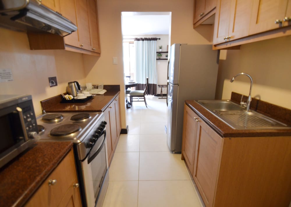 Suite, 2 Bedrooms photo 2
