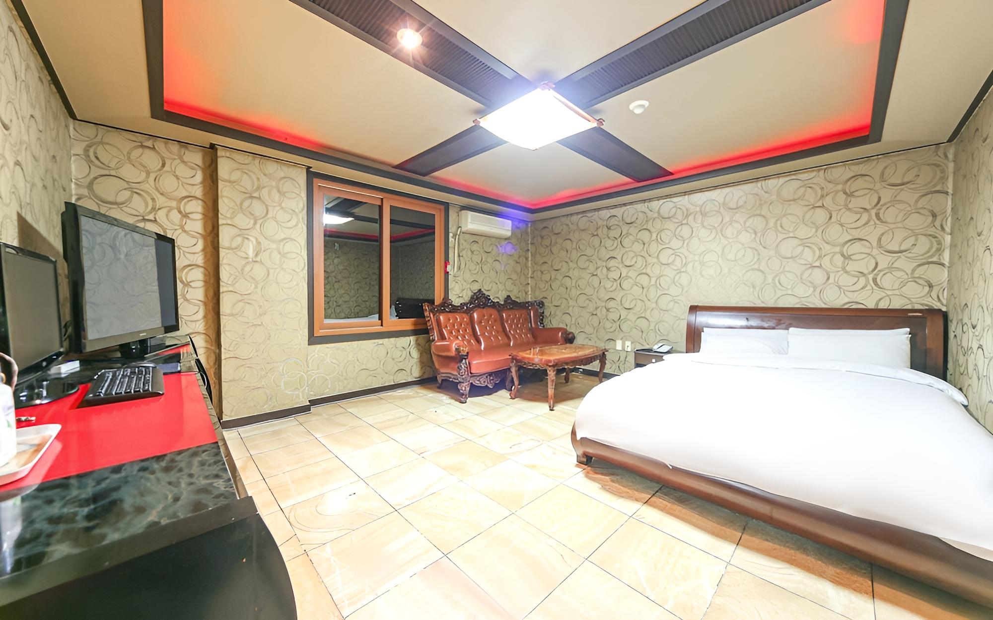 Room (Special Room)