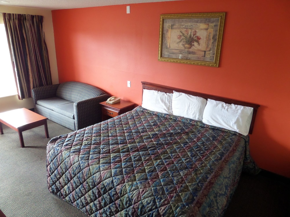 Classic Room, 1 King Bed, Non Smoking photo 1