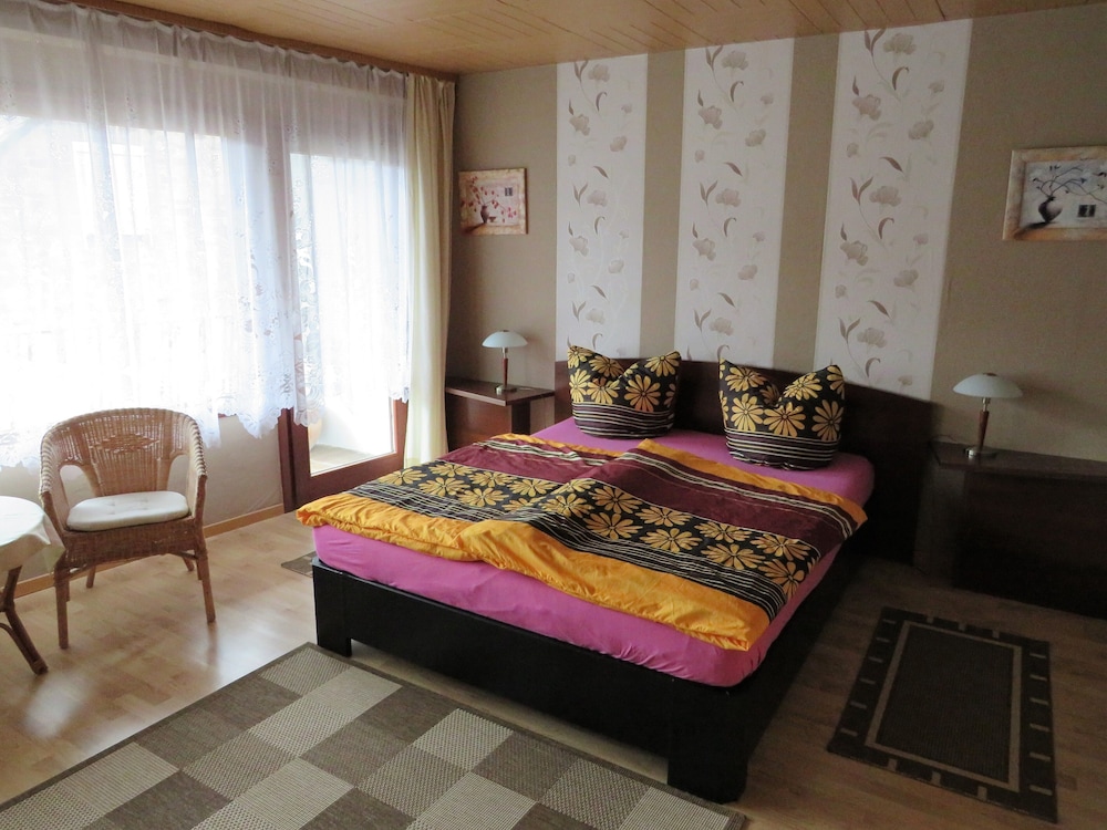 Deluxe Double Room, Ensuite photo 3