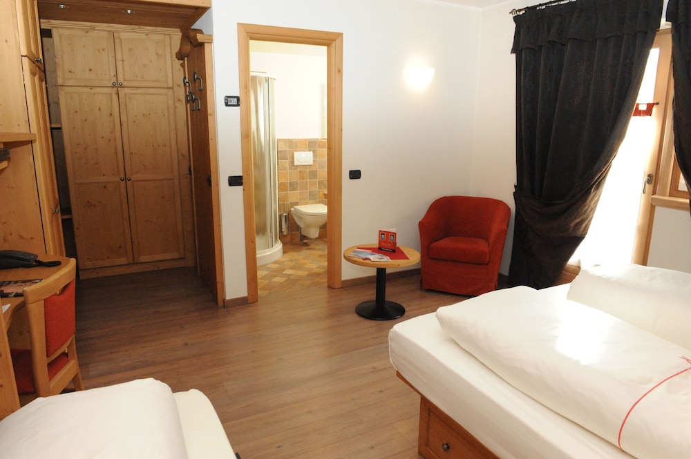 Double or Twin Room, Balcony photo 2