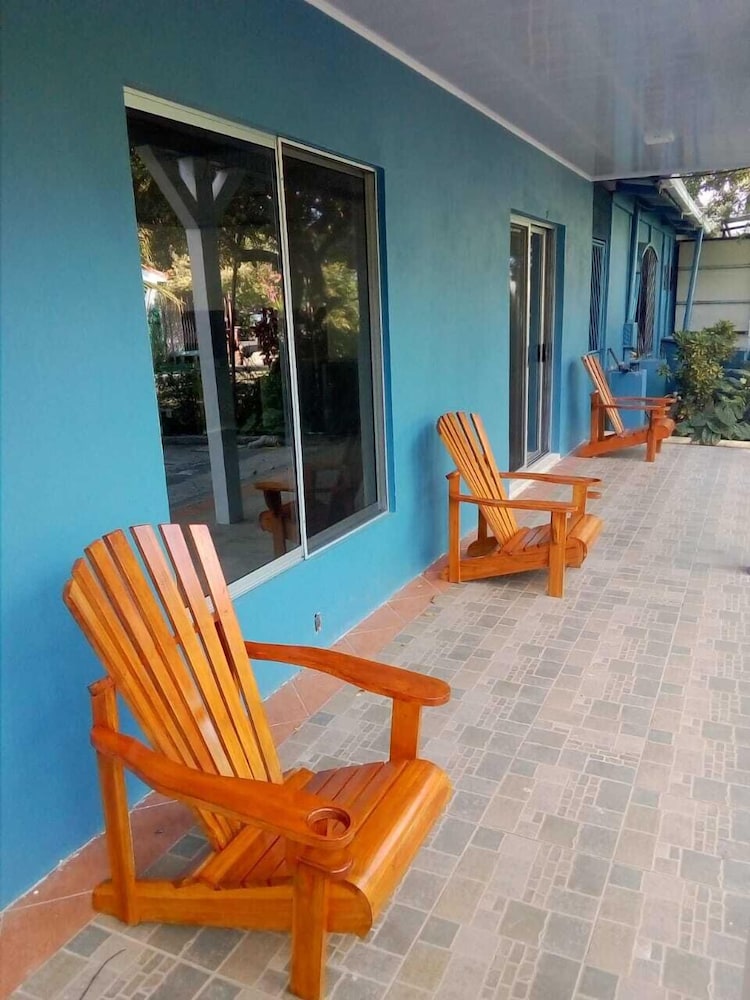 Deluxe Studio Suite, 1 Bedroom, Housekeeping, Garden Area