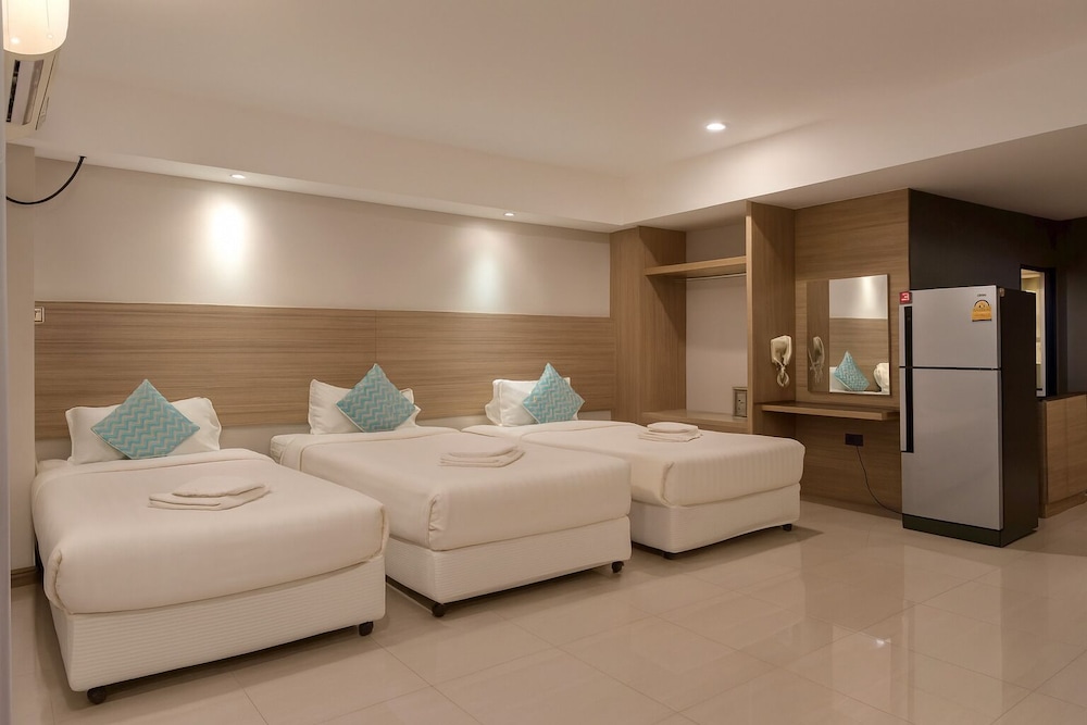 Premier Triple Room photo 1
