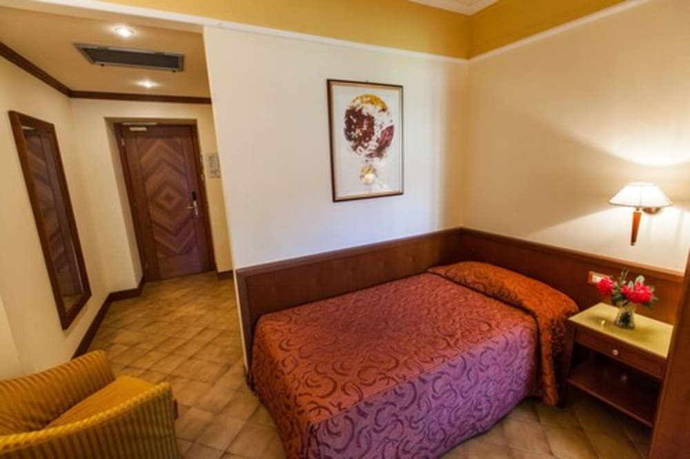 Superior Triple Room, Garden View - Photo 2