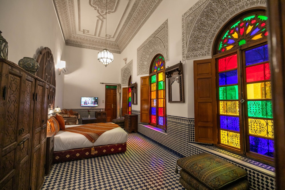 Suite (Fes)