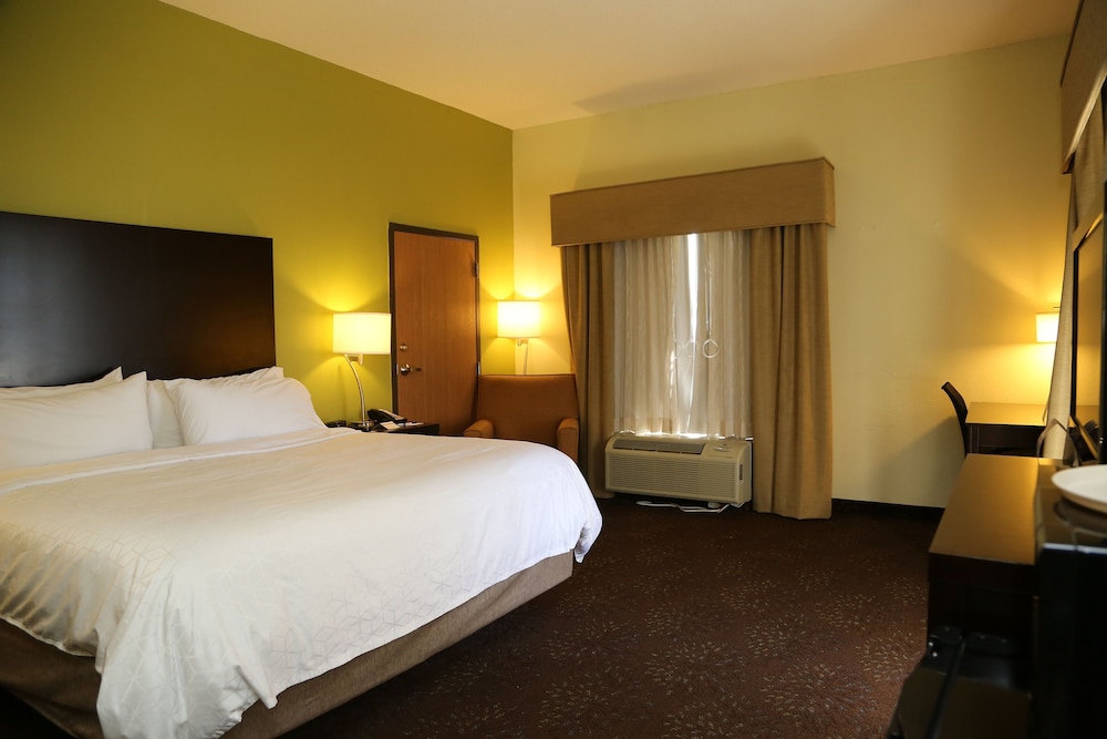 Standard Room, 1 King Bed - Photo 1