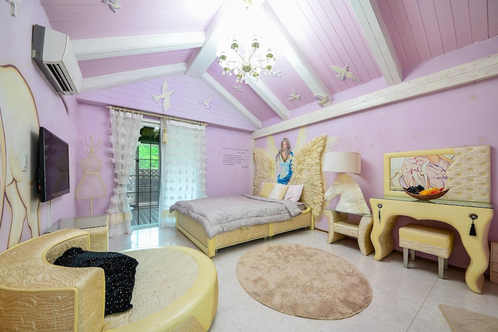 Basic Room, 1 Bedroom (Belle(Spa not available))