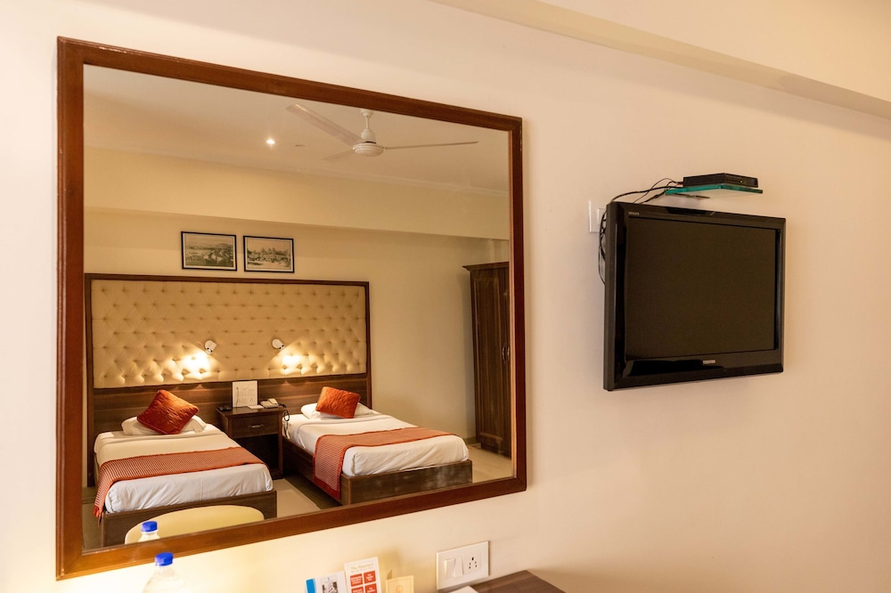 Deluxe Room - Photo 8