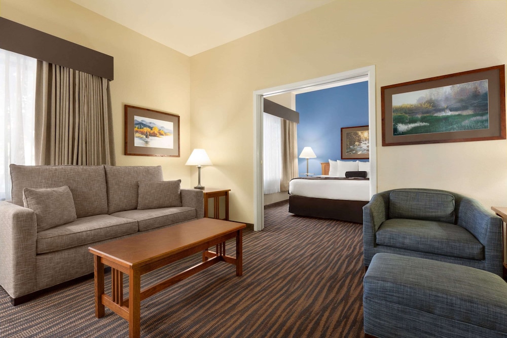 Deluxe Suite, 1 Bedroom, Non Smoking - Photo 5
