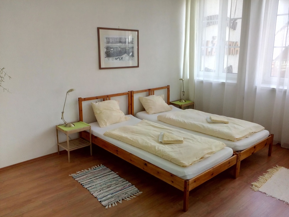Apartment, 2 Twin Beds photo 2