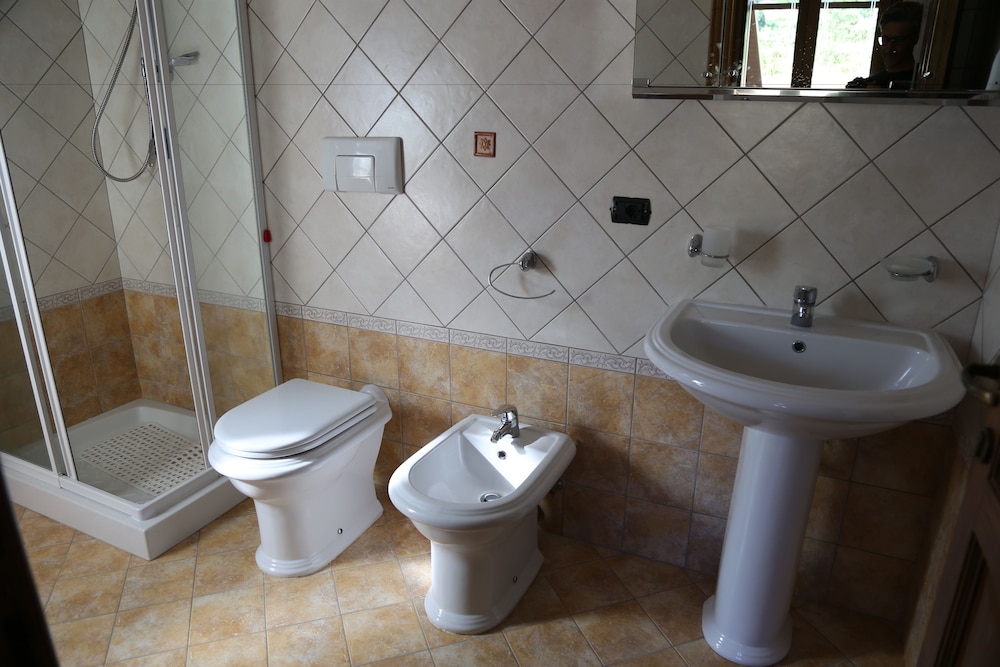 Deluxe Triple Room photo 2
