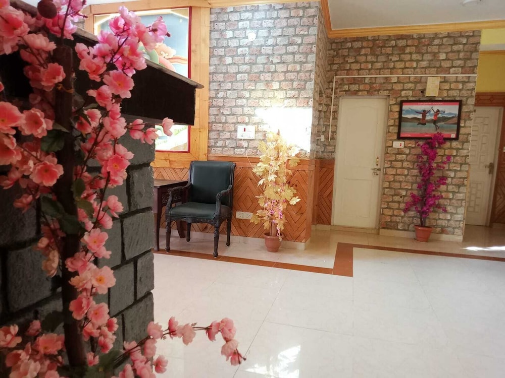 Premium Room - Photo 6