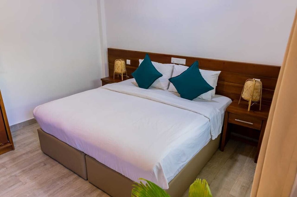 Deluxe Double or Twin Room, 1 Bedroom, Non Smoking, Courtyard View