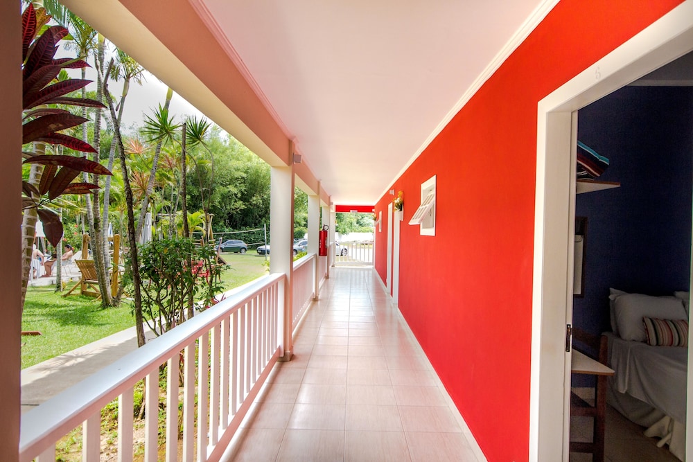 Standard Triple Room - Photo 8