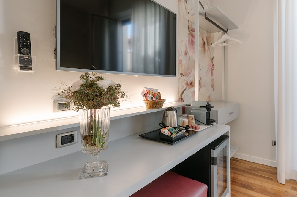 Exclusive Suite, Terrace - Photo 4