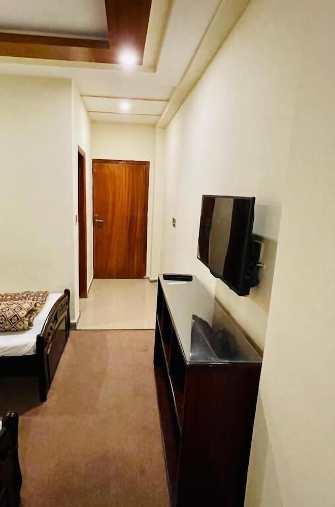 Deluxe Double Room - Photo 8