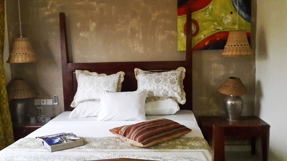 Signature Suite, 1 King Bed, Terrace, Executive Level photo 2