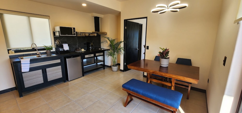 Family Room - Photo 11