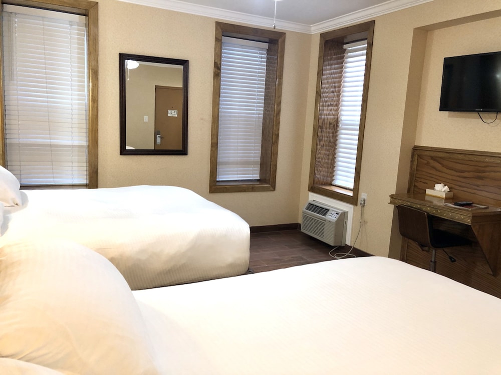 Traditional Room, 2 Full Beds - Photo 2