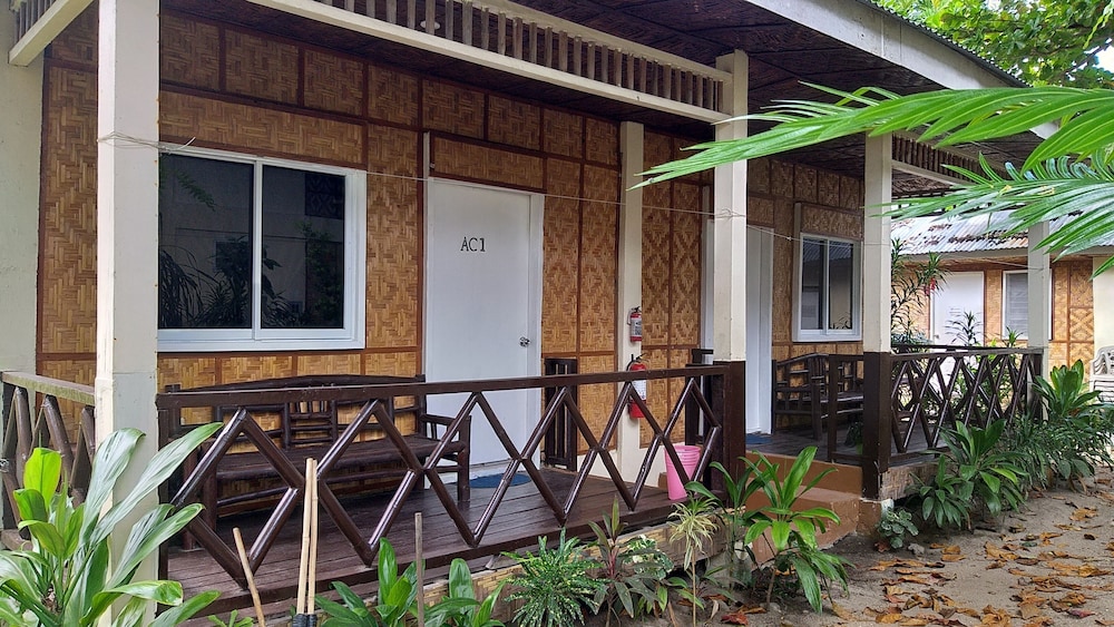 Superior Double Room (A/C) photo 2