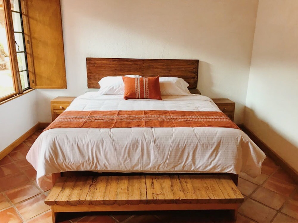 Deluxe Quadruple Room, 1 King Bed with Sofa bed, Garden View, Ground Floor photo 1